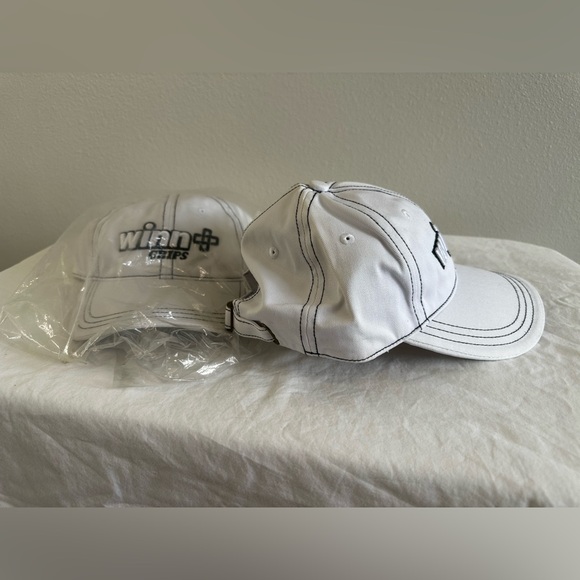 Winn Grips Adjustable Baseball Caps - White - Lot of 2 - NEW - Picture 7 of 7